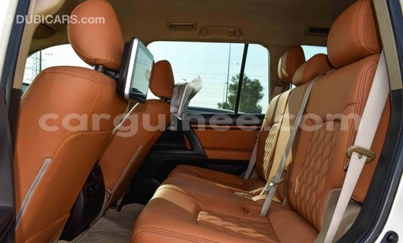 Buy Import Toyota Land Cruiser White Car in Import - Dubai in Conakry Buy Import Toyota Land Cruiser White Car in Import - Dubai in Conakry
