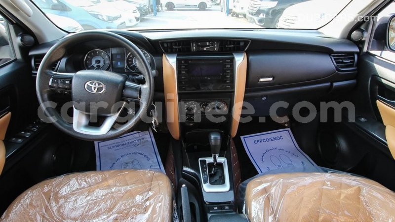 Big with watermark toyota fortuner conakry import dubai 3662