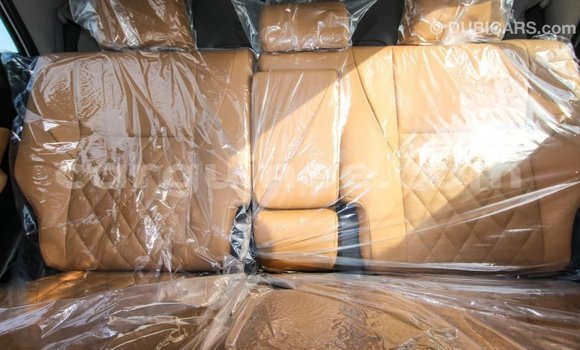 Acheter Import Voiture Toyota Fortuner Blanc à Import - Dubai, Conakry Acheter Import Voiture Toyota Fortuner Blanc à Import - Dubai, Conakry