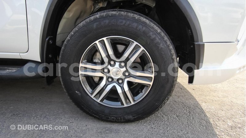 Big with watermark toyota fortuner conakry import dubai 3662