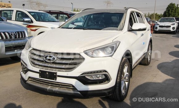 Buy Import Hyundai Santa Fe White Car in Import - Dubai in Conakry Buy Import Hyundai Santa Fe White Car in Import - Dubai in Conakry