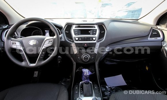 Buy Import Hyundai Santa Fe White Car in Import - Dubai in Conakry Buy Import Hyundai Santa Fe White Car in Import - Dubai in Conakry