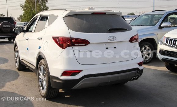 Buy Import Hyundai Santa Fe White Car in Import - Dubai in Conakry Buy Import Hyundai Santa Fe White Car in Import - Dubai in Conakry