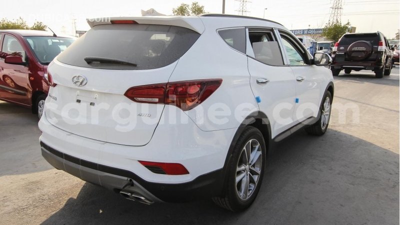 Big with watermark hyundai santa fe conakry import dubai 3663