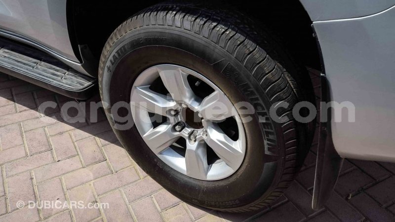Big with watermark toyota prado conakry import dubai 3667