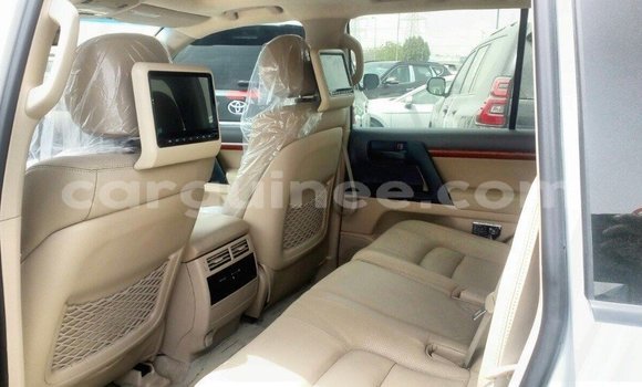 Buy Import Toyota Land Cruiser Other Car in Import - Dubai in Conakry Buy Import Toyota Land Cruiser Other Car in Import - Dubai in Conakry