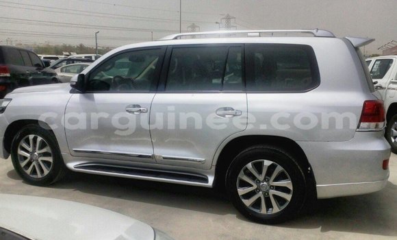 Buy Import Toyota Land Cruiser Other Car in Import - Dubai in Conakry Buy Import Toyota Land Cruiser Other Car in Import - Dubai in Conakry