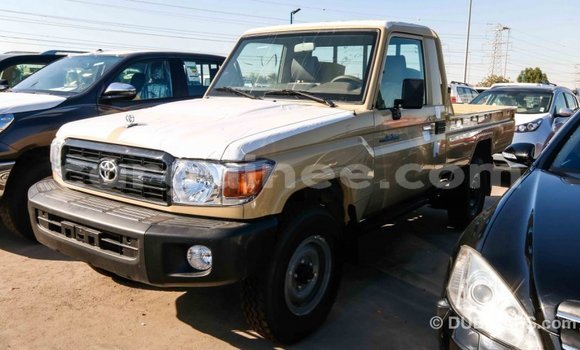 Buy Import Toyota Land Cruiser Beige Car in Import - Dubai in Conakry Buy Import Toyota Land Cruiser Beige Car in Import - Dubai in Conakry