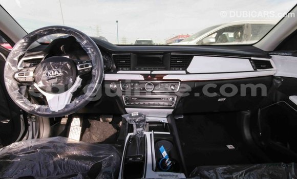 Buy Import Kia Cadenza Other Car in Import - Dubai in Conakry Buy Import Kia Cadenza Other Car in Import - Dubai in Conakry
