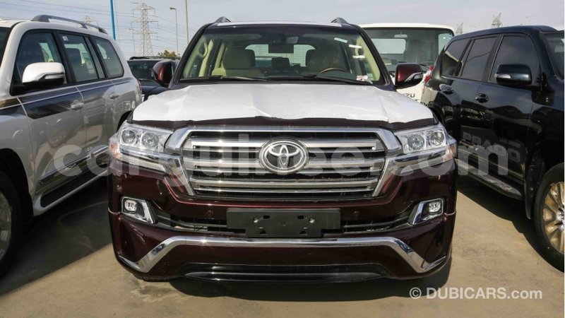 Big with watermark toyota land cruiser conakry import dubai 3678