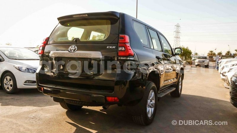 Big with watermark toyota prado conakry import dubai 3680