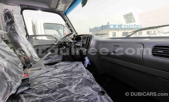 Buy Import Hyundai Accent White Car in Import - Dubai in Conakry Buy Import Hyundai Accent White Car in Import - Dubai in Conakry