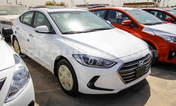 Buy Import Hyundai Elantra White Car in Import - Dubai in Conakry Buy Import Hyundai Elantra White Car in Import - Dubai in Conakry