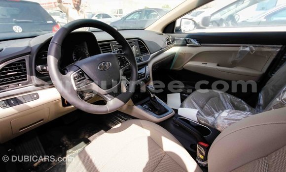 Buy Import Hyundai Elantra White Car in Import - Dubai in Conakry Buy Import Hyundai Elantra White Car in Import - Dubai in Conakry