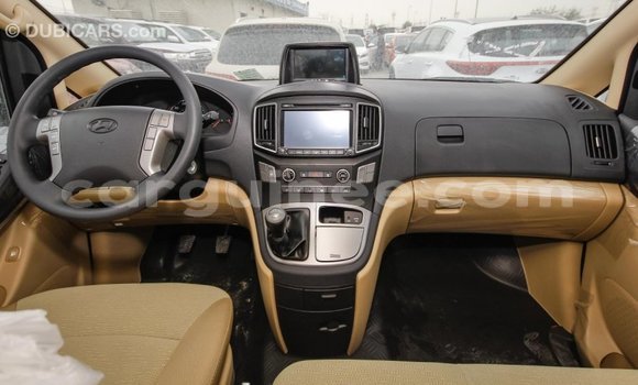 Acheter Import Voiture Hyundai Accent Blanc à Import - Dubai, Conakry Acheter Import Voiture Hyundai Accent Blanc à Import - Dubai, Conakry