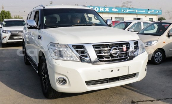 Buy Import Nissan Patrol White Car in Import - Dubai in Conakry Buy Import Nissan Patrol White Car in Import - Dubai in Conakry