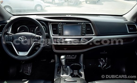 Buy Import Toyota Highlander Other Car in Import - Dubai in Conakry Buy Import Toyota Highlander Other Car in Import - Dubai in Conakry