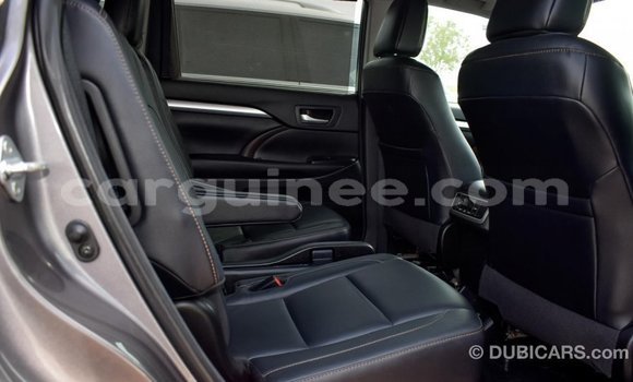 Buy Import Toyota Highlander Other Car in Import - Dubai in Conakry Buy Import Toyota Highlander Other Car in Import - Dubai in Conakry