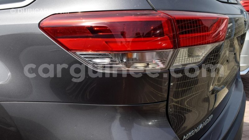 Big with watermark toyota highlander conakry import dubai 3701