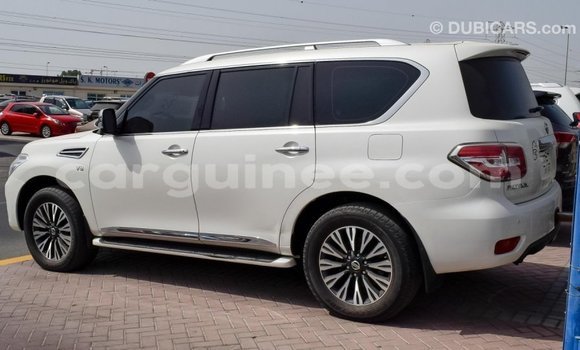 Buy Import Nissan Patrol White Car in Import - Dubai in Conakry Buy Import Nissan Patrol White Car in Import - Dubai in Conakry