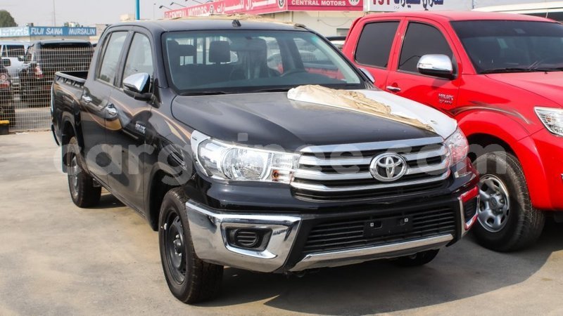 Big with watermark toyota hilux conakry import dubai 3705