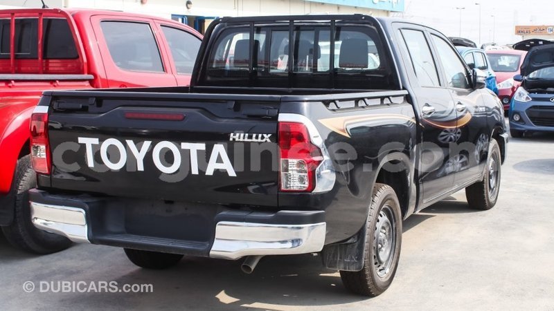 Big with watermark toyota hilux conakry import dubai 3705