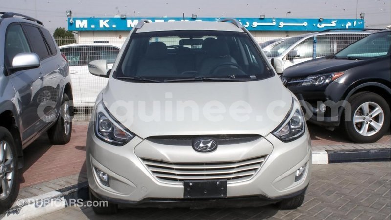 Big with watermark hyundai tucson conakry import dubai 3707