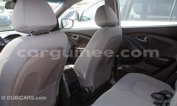 Buy Import Hyundai Tucson Beige Car in Import - Dubai in Conakry Buy Import Hyundai Tucson Beige Car in Import - Dubai in Conakry