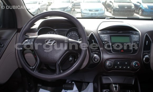 Buy Import Hyundai Tucson Beige Car in Import - Dubai in Conakry Buy Import Hyundai Tucson Beige Car in Import - Dubai in Conakry