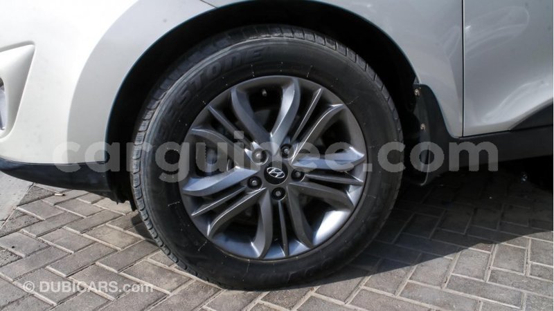 Big with watermark hyundai tucson conakry import dubai 3707