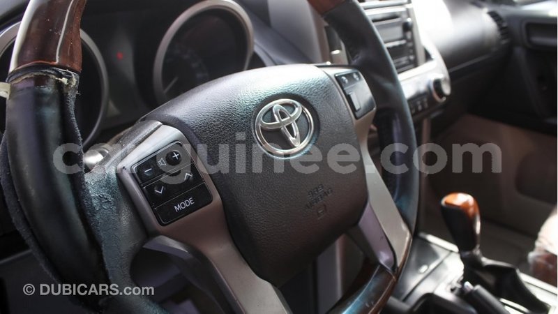 Big with watermark toyota prado conakry import dubai 3708