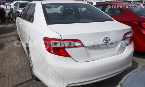Buy Import Toyota Camry White Car in Import - Dubai in Conakry Buy Import Toyota Camry White Car in Import - Dubai in Conakry