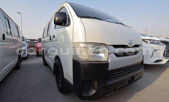 Buy Import Toyota Hiace White Car in Import - Dubai in Conakry Buy Import Toyota Hiace White Car in Import - Dubai in Conakry