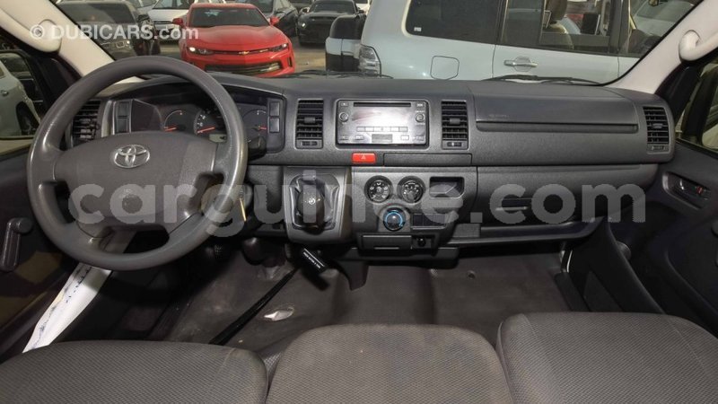 Big with watermark toyota hiace conakry import dubai 3714