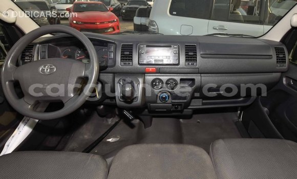 Buy Import Toyota Hiace White Car in Import - Dubai in Conakry Buy Import Toyota Hiace White Car in Import - Dubai in Conakry