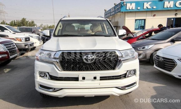 Buy Import Toyota Land Cruiser White Car in Import - Dubai in Conakry Buy Import Toyota Land Cruiser White Car in Import - Dubai in Conakry