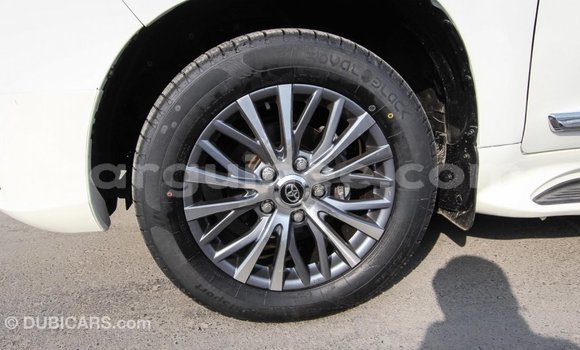 Buy Import Toyota Land Cruiser White Car in Import - Dubai in Conakry Buy Import Toyota Land Cruiser White Car in Import - Dubai in Conakry