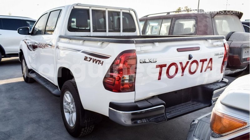 Big with watermark toyota hilux conakry import dubai 3718