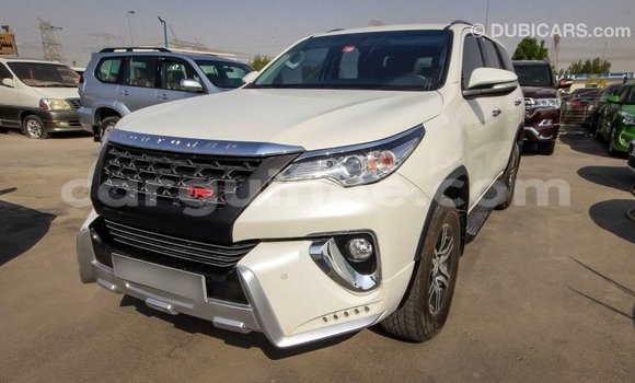 Buy Import Toyota Fortuner White Car in Import - Dubai in Conakry Buy Import Toyota Fortuner White Car in Import - Dubai in Conakry