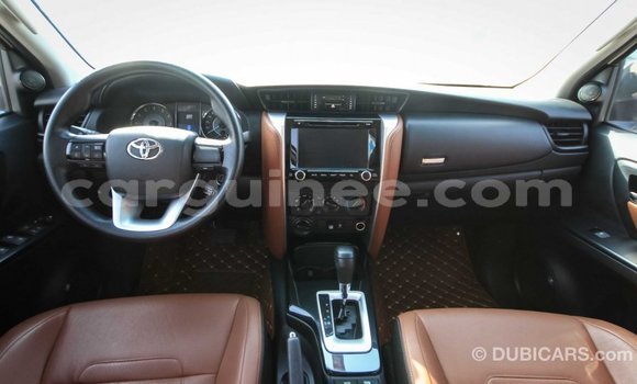 Buy Import Toyota Fortuner White Car in Import - Dubai in Conakry Buy Import Toyota Fortuner White Car in Import - Dubai in Conakry
