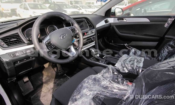 Buy Import Hyundai Sonata White Car in Import - Dubai in Conakry Buy Import Hyundai Sonata White Car in Import - Dubai in Conakry