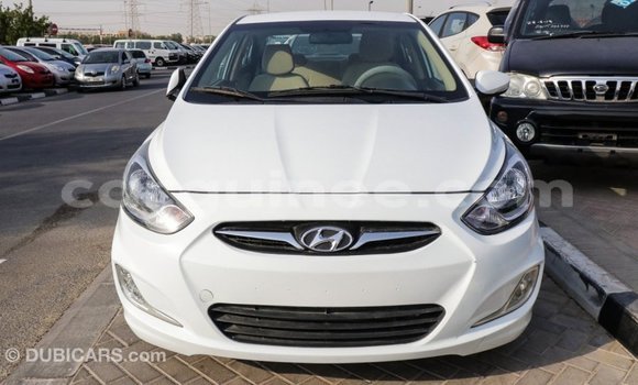 Buy Import Hyundai Accent White Car in Import - Dubai in Conakry Buy Import Hyundai Accent White Car in Import - Dubai in Conakry