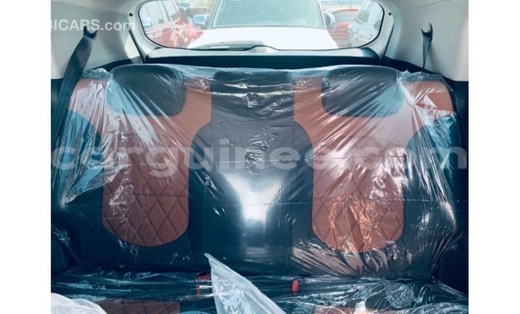 Buy Import Hyundai Creta White Car in Import - Dubai in Conakry Buy Import Hyundai Creta White Car in Import - Dubai in Conakry