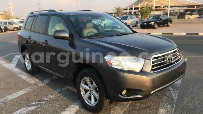 Big with watermark toyota highlander conakry import dubai 3746