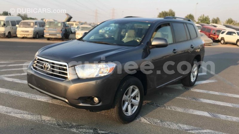 Big with watermark toyota highlander conakry import dubai 3746