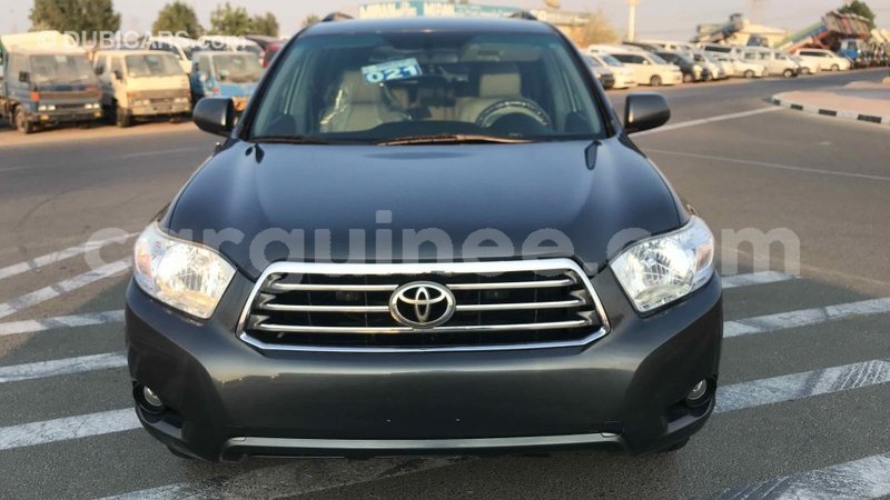 Big with watermark toyota highlander conakry import dubai 3746