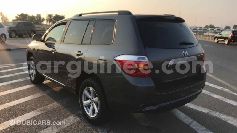 Big with watermark toyota highlander conakry import dubai 3746