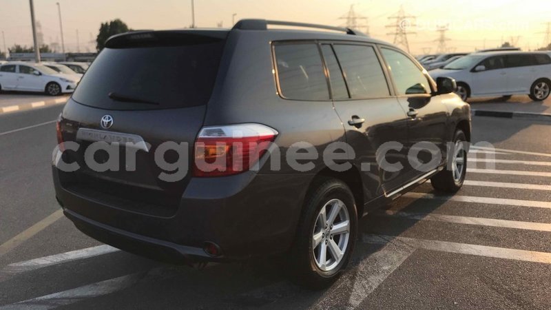 Big with watermark toyota highlander conakry import dubai 3746