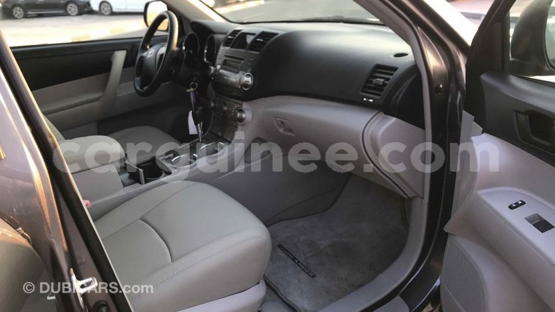 Big with watermark toyota highlander conakry import dubai 3746