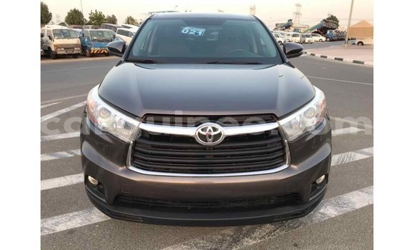 Medium with watermark toyota highlander conakry import dubai 3748